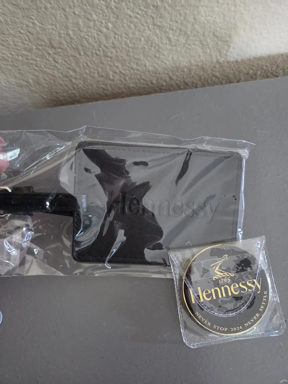 Hennessy Black Leather Luggage Tag Holder with Gold Logo Pin